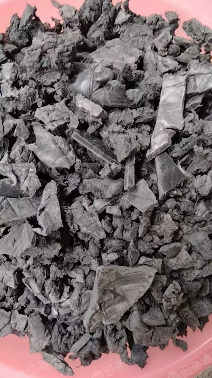 出售软质PVC机头破碎料，现货30吨