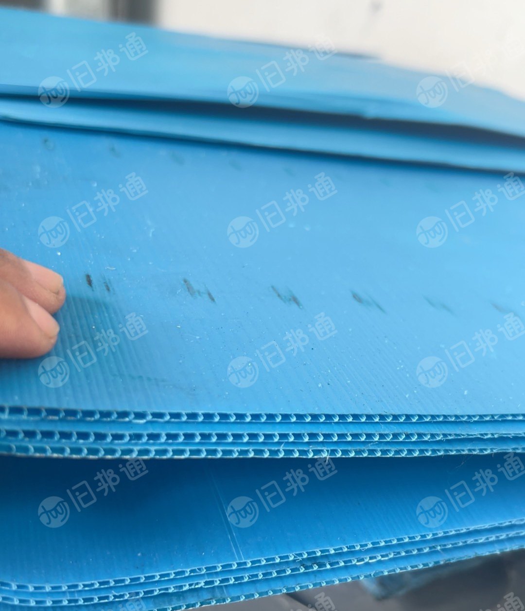 出售PP空心板毛料，蓝色，灰色黑色都有，统货出