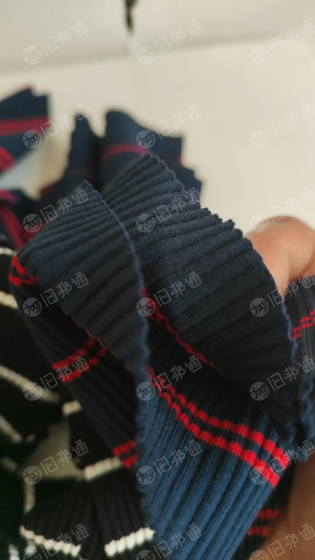 长期出售纯棉针织布,带点氨纶,不能褪色,现货40吨左右