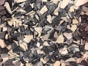 长期出售PC破碎料冲击15环保防火合金