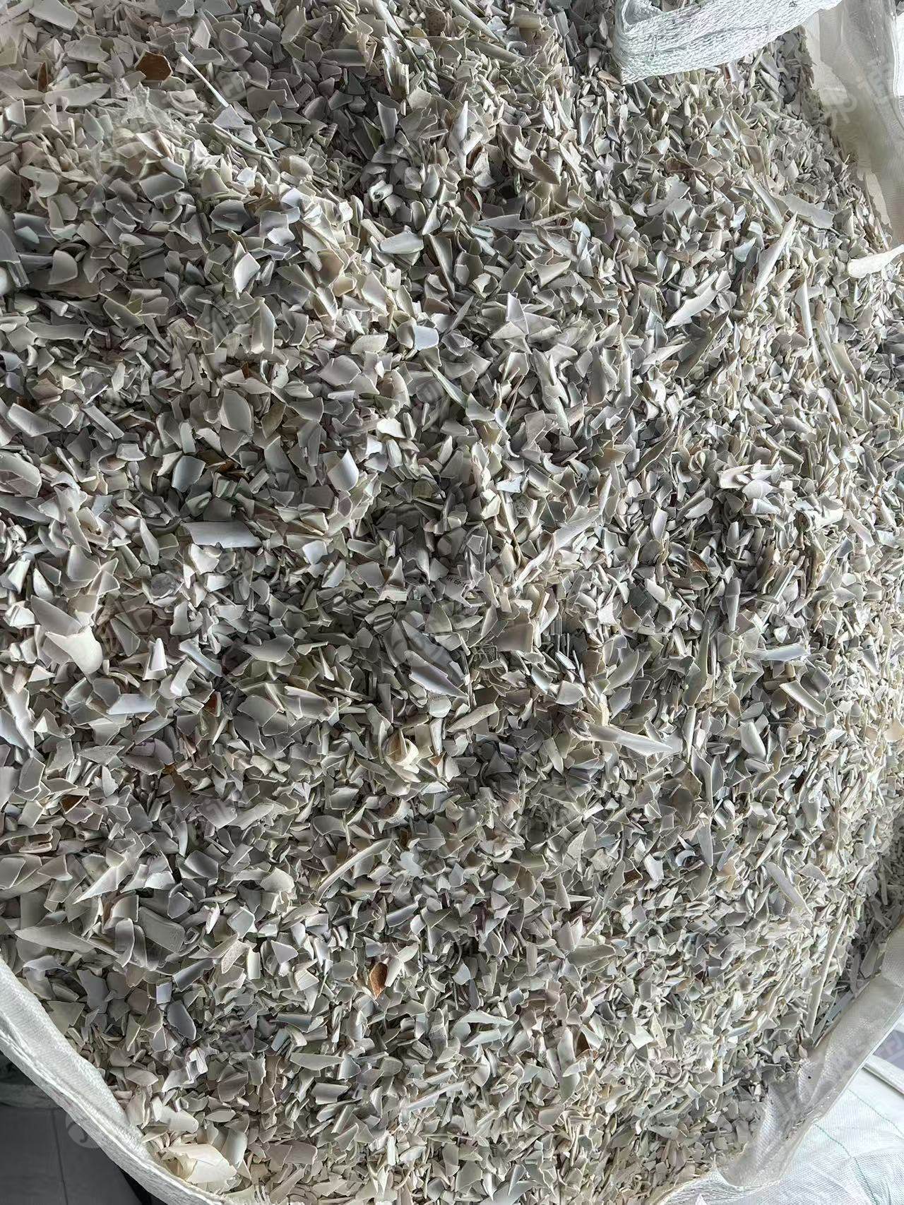 长期出售PVC大小管破碎料