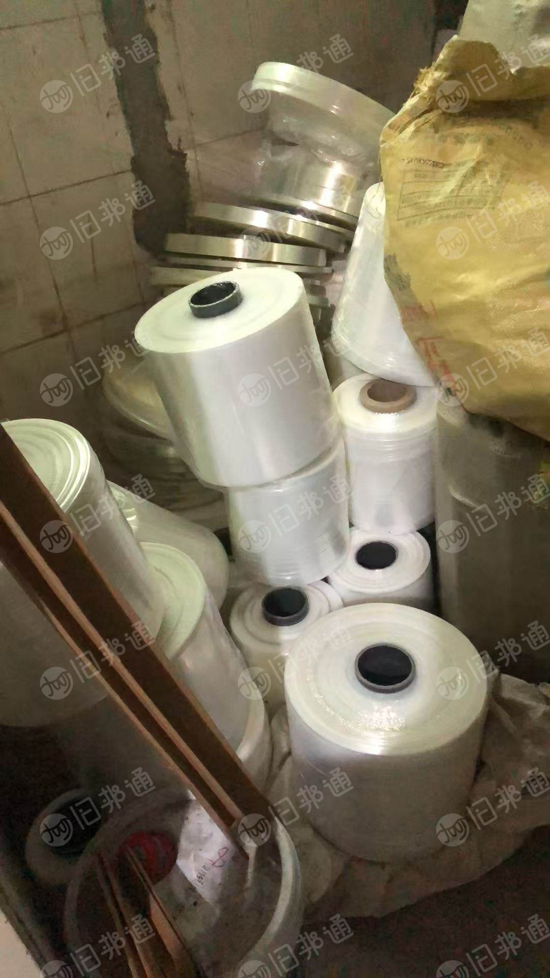 出售耐高温PET原膜废料（160度），也有复合PE膜，有分开装