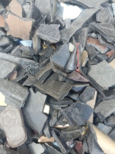 出售干粉麻将机边框破碎料，现货30吨