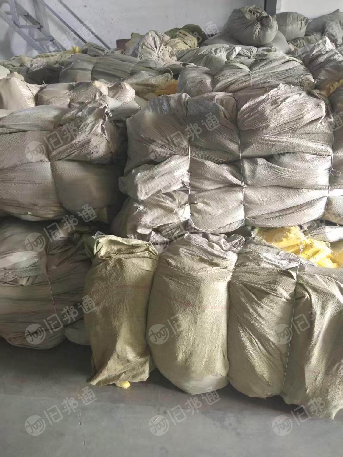 出售找固废处理，出售固废隔音棉，每月近10吨，9.6米高栏给2500，13.5米高栏车给3000