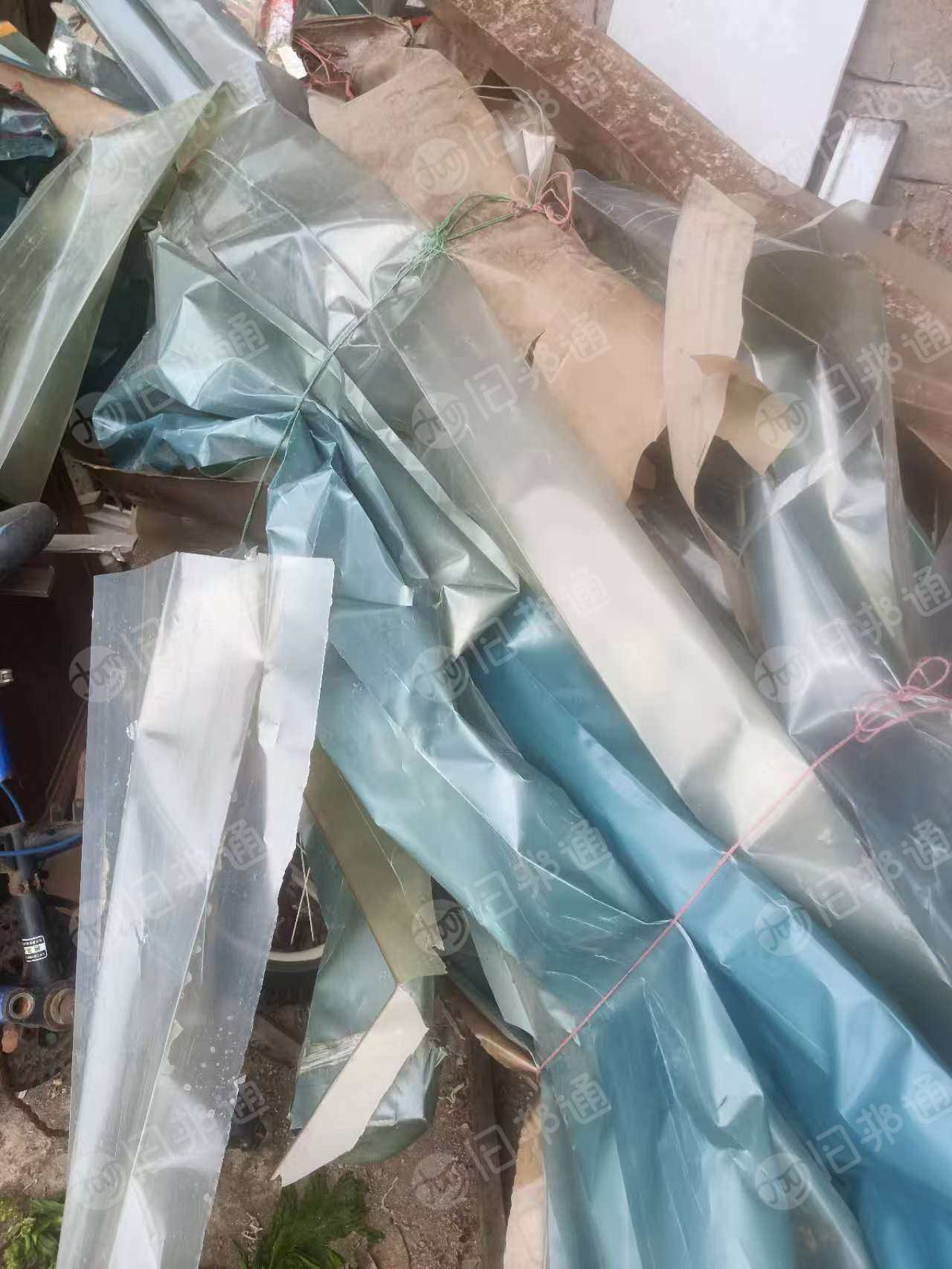 出售中性PVC铝合金包装膜，现货十几吨，可压包