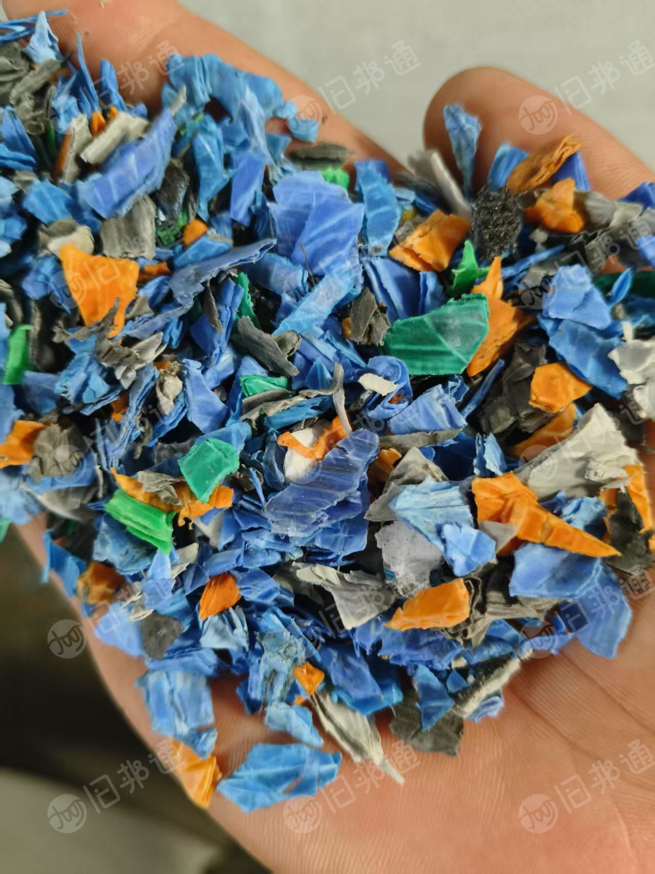出售PP空心板破碎料，现货50吨，月供100多吨