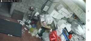 出售珍珠棉废料，纯白高压的，现货6*8一车