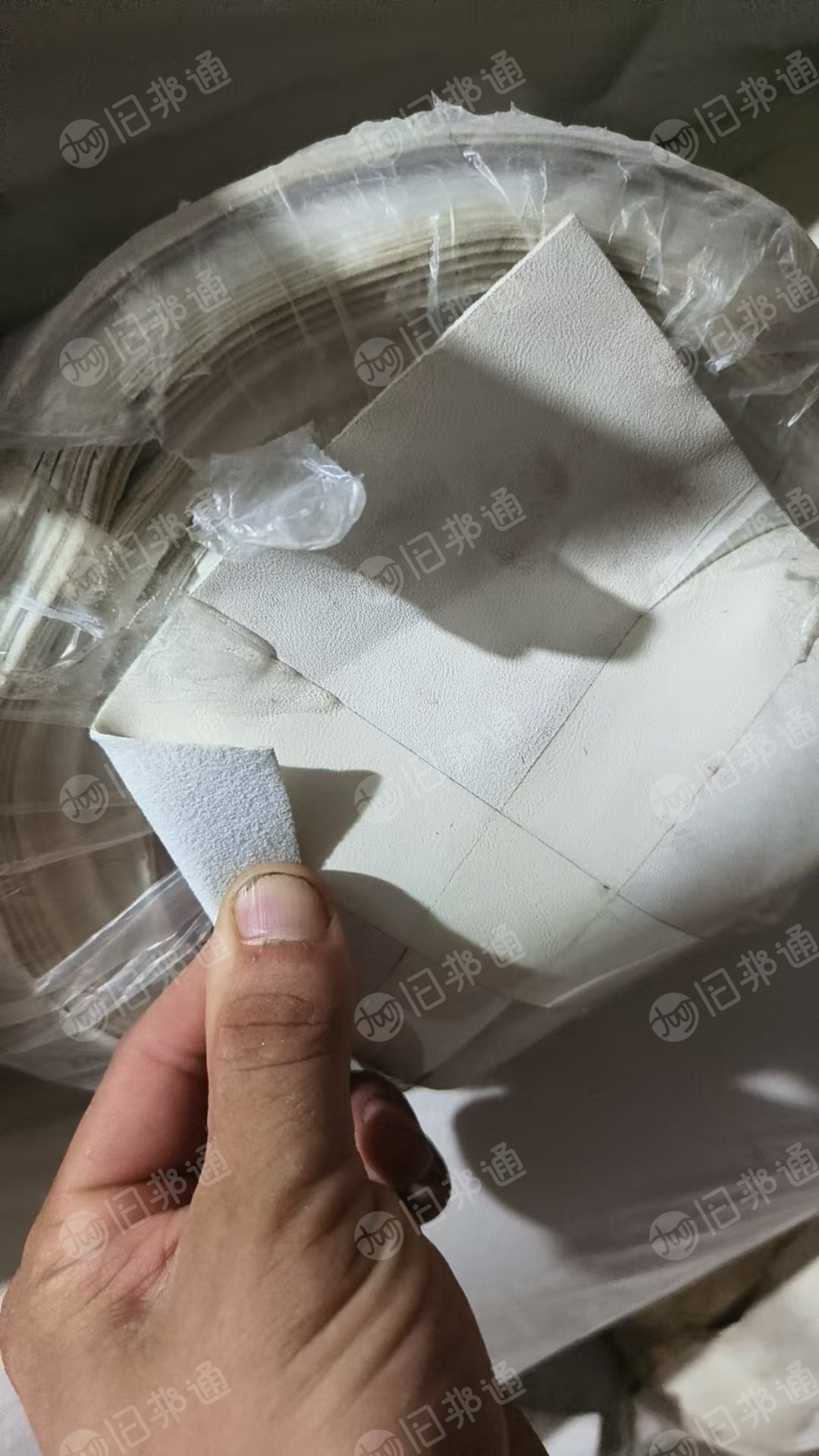 长期出售PU皮革，皮革，二等品，货在广东广州