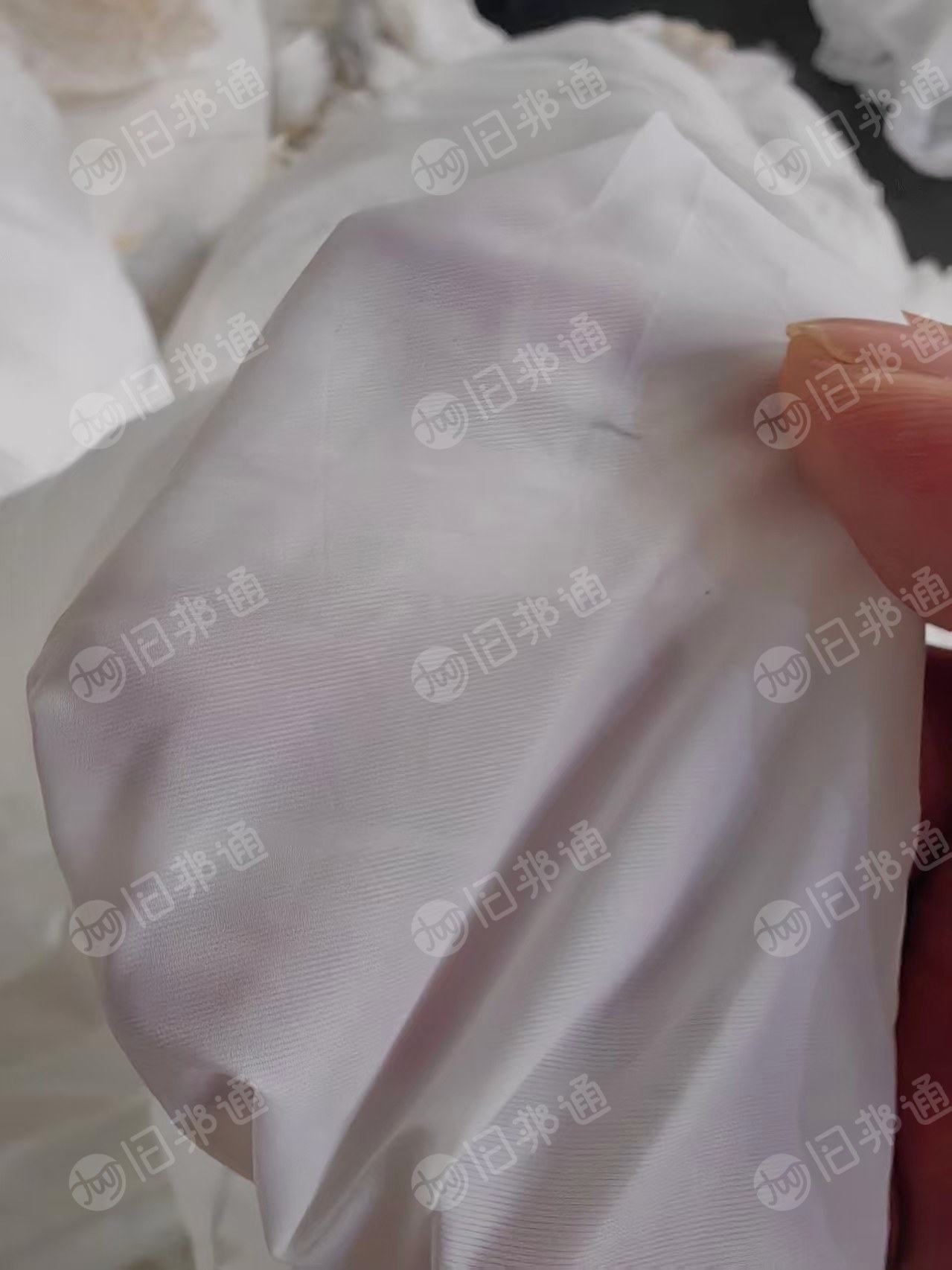 出售白色纯尼龙废布,锦纶废布,没有水分,货在江苏宿迁