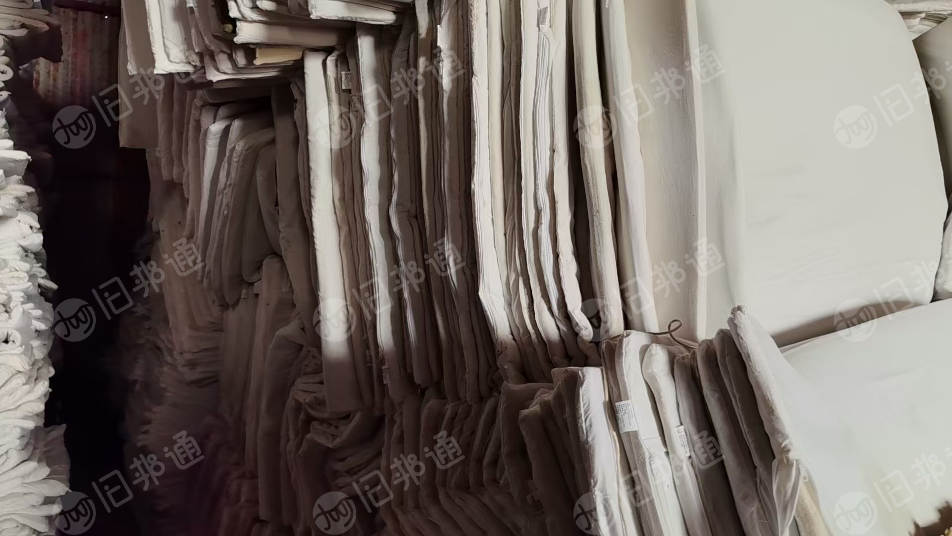 出售复合垫子，学生垫子，复合垫，现货有10吨左右，货在山东烟台