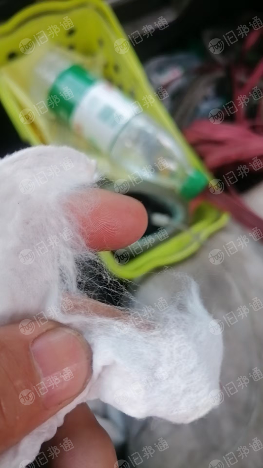 长期出售白色水刺无纺布，无纺布开花料，湿巾下脚料，货在江苏苏州