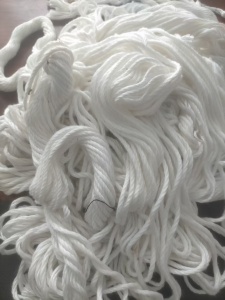 出售白色的丙纶绳子，现货二十吨左右