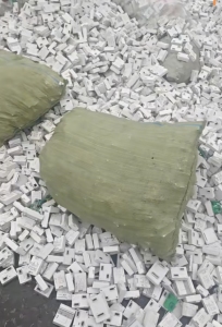 出售合金PC混合破碎料