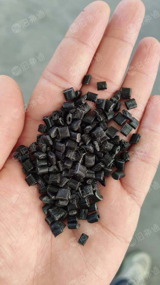 出售编织袋PP颗粒，黑的，白的，二白的，月供200吨