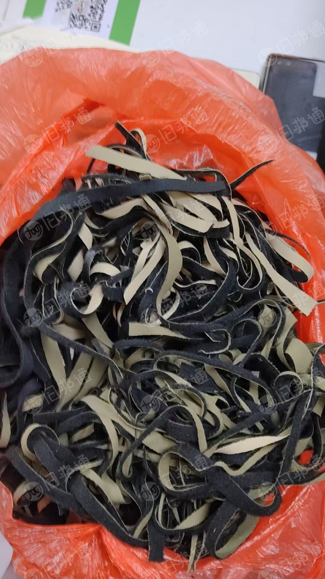 长期出售涤纶废布，针织布，每个月几十吨，厂在江西南昌