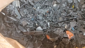 长期出售abs/pc合金破碎料，冲击16到23，纯度98到99