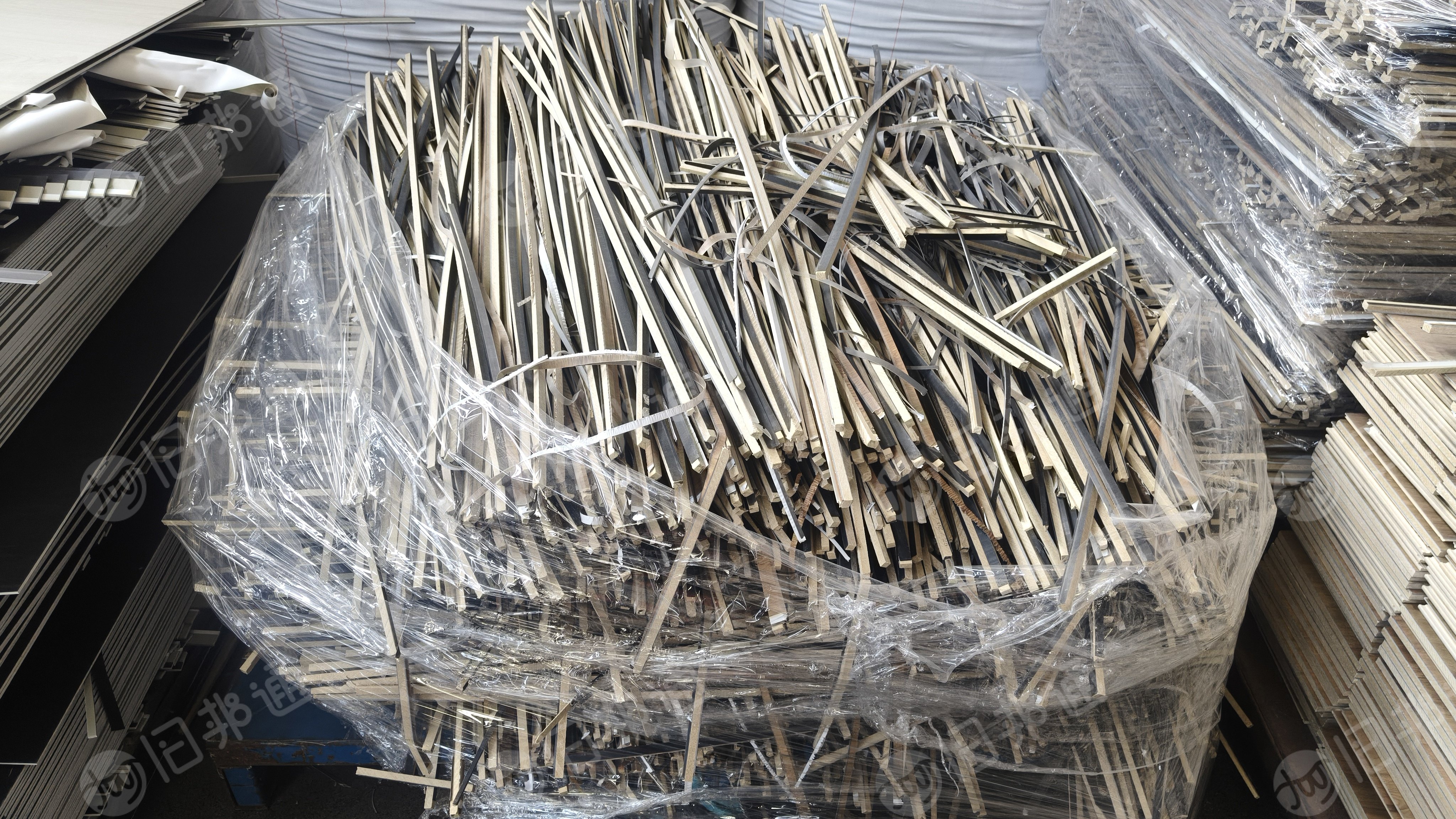 长期出售pvc板材废料，现货20多吨