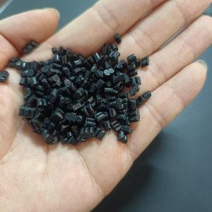 出售黑色pp无纺布颗粒,溶脂50左右,冲击4.5-5左右