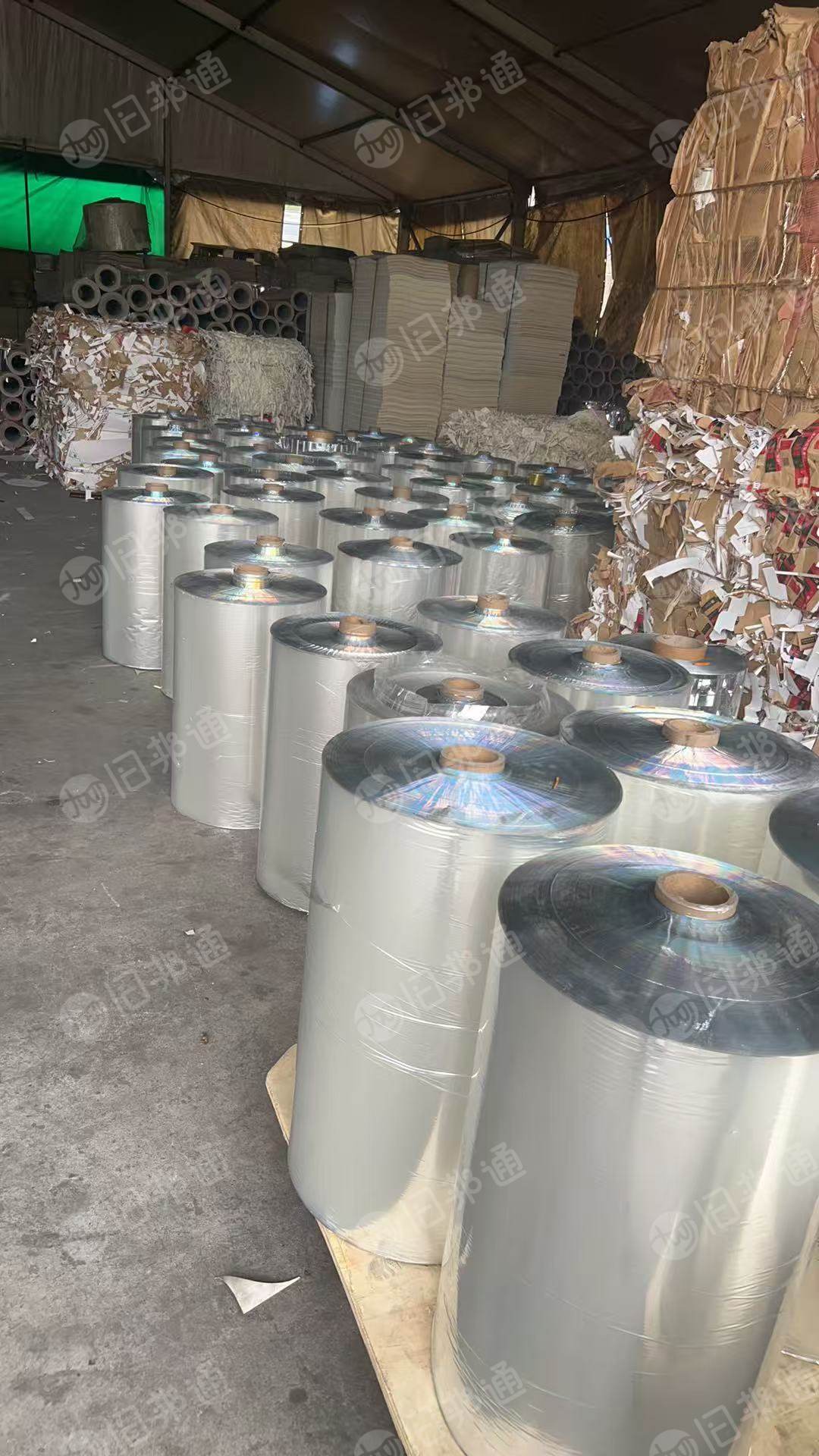 长期出售烟包厂下来的pet膜，现货200多吨，1.5丝