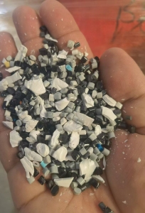 出售不阻燃合金破碎料，冲击40左右，现货50吨