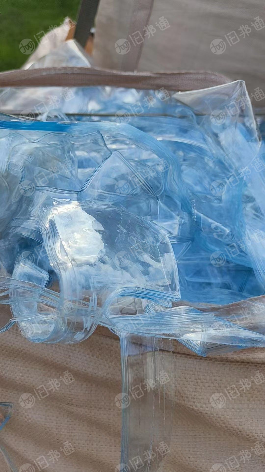 出售透明软质PVC门帘边角料，月供十来吨
