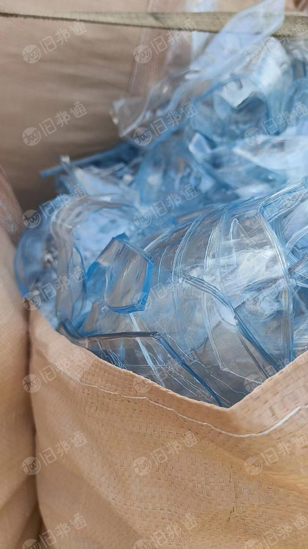 出售透明软质PVC门帘边角料，月供十来吨