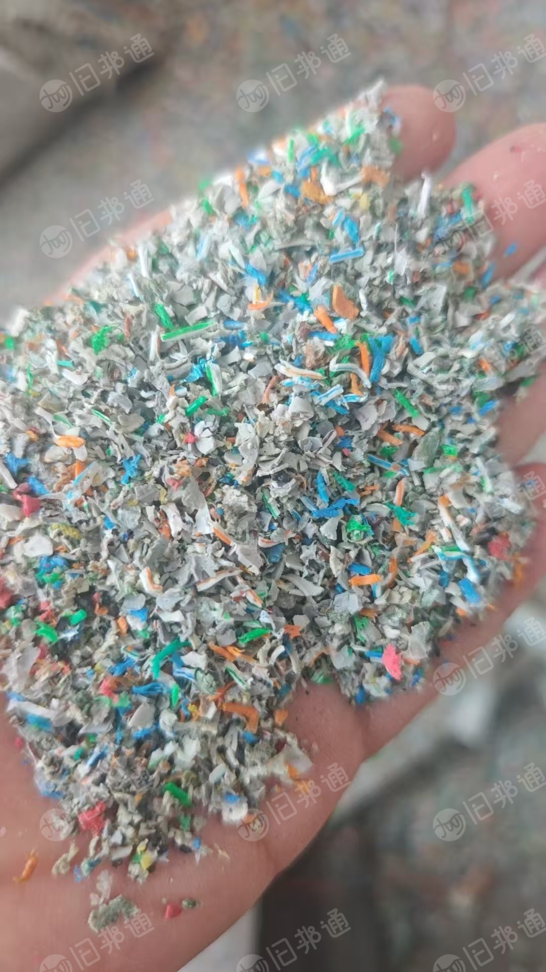 出售软质PVC电线皮破碎料,月供一千多吨