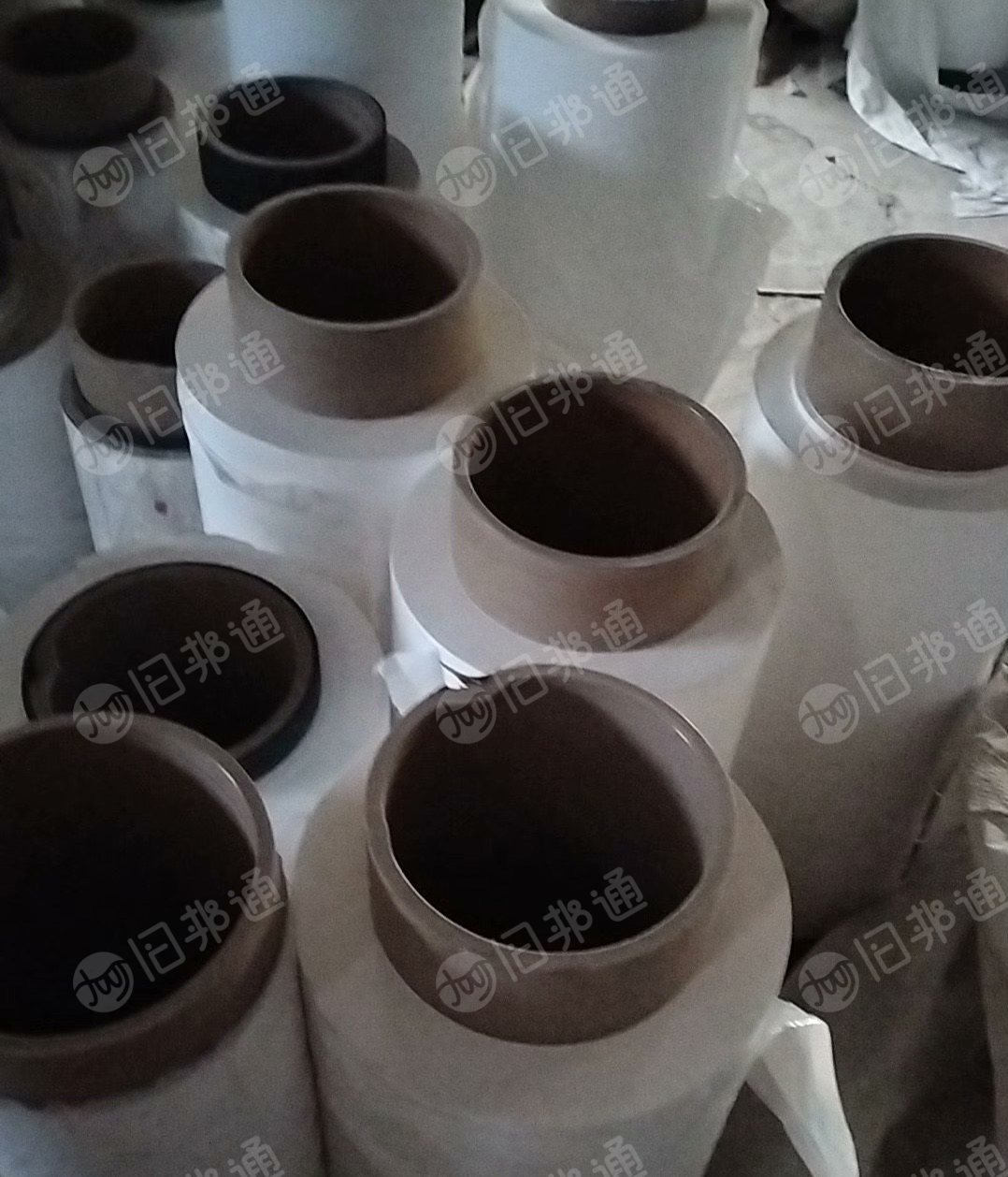 出售PET花膜，烫金膜，卷筒PP、PE电池膜，打绳用统货出，现货10吨