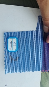 出售帽子布料，涤纶布料，可做帽子用