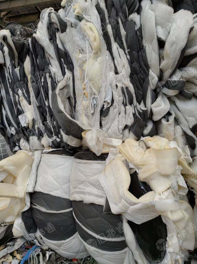 湖南长沙大量回收♻废布料黑料、旧衣服黑料、各种布类产品下脚料边角料等可燃料垃圾布料︱月需3万吨！