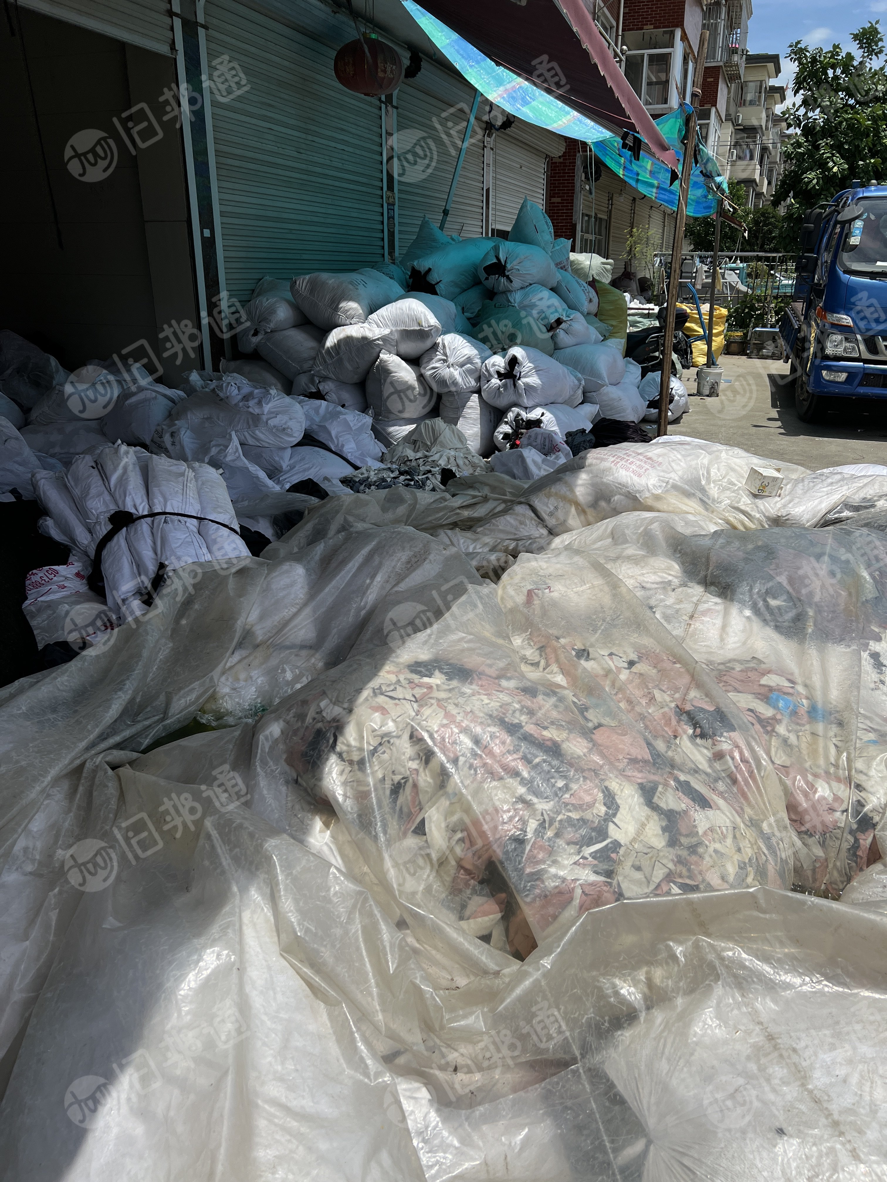 长期回收各种服装厂碎布头下脚料,燃烧料,废纺