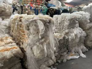 出售水洗高压膜废料