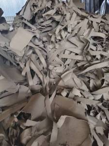 出售大量纱管纸边角料