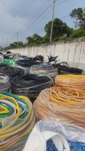 长期出售PVC电缆皮废料