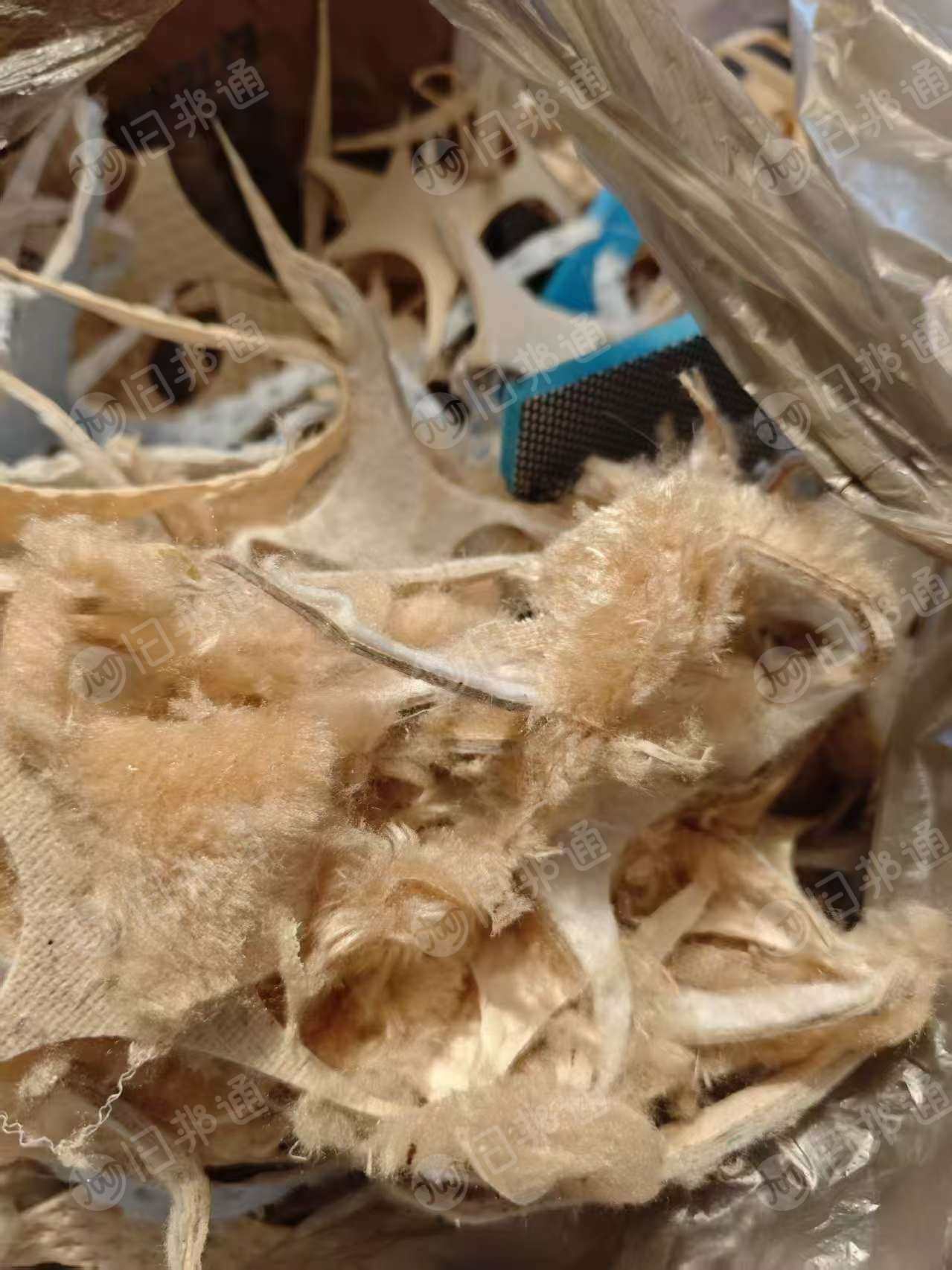 长期出售鞋垫下脚料，每个月有200-300吨，货在河北保定
