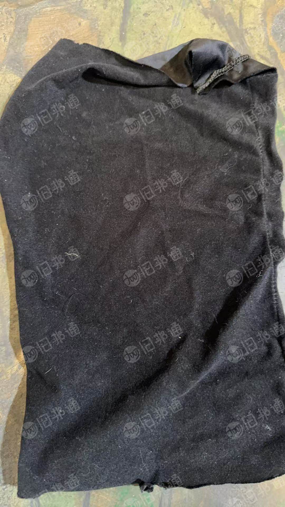 长期大量出售服装厂的下脚料，有6种货，每天80-100吨左右，厂在黑龙江哈尔滨