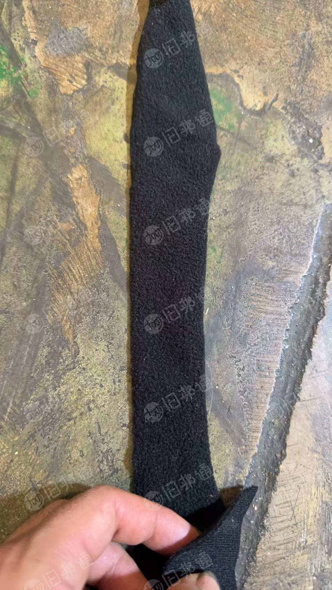 长期大量出售服装厂的下脚料,有6种货,每天80-100吨左右,厂在黑龙江哈尔滨
