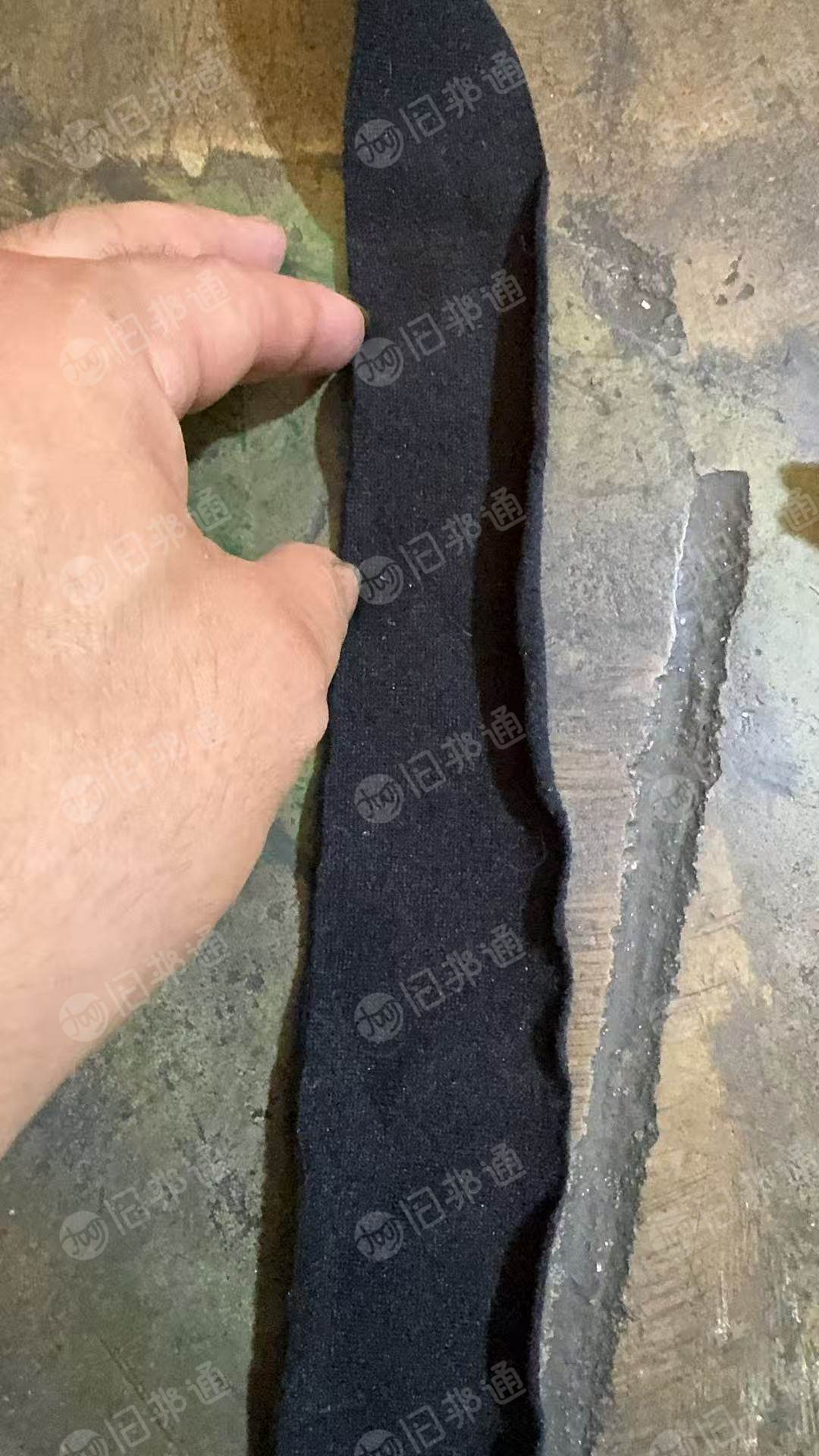长期大量出售服装厂的下脚料,有6种货,每天80-100吨左右,厂在黑龙江哈尔滨