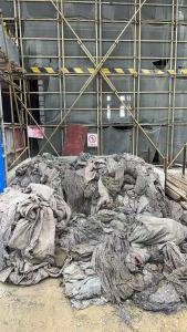 出售一批用过的土工布，盖水泥的，现货有7万平方米，货在广东广州