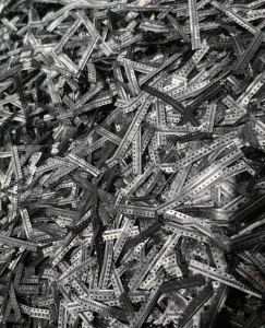 大量求购电子载带废料,ps材质，合金材质