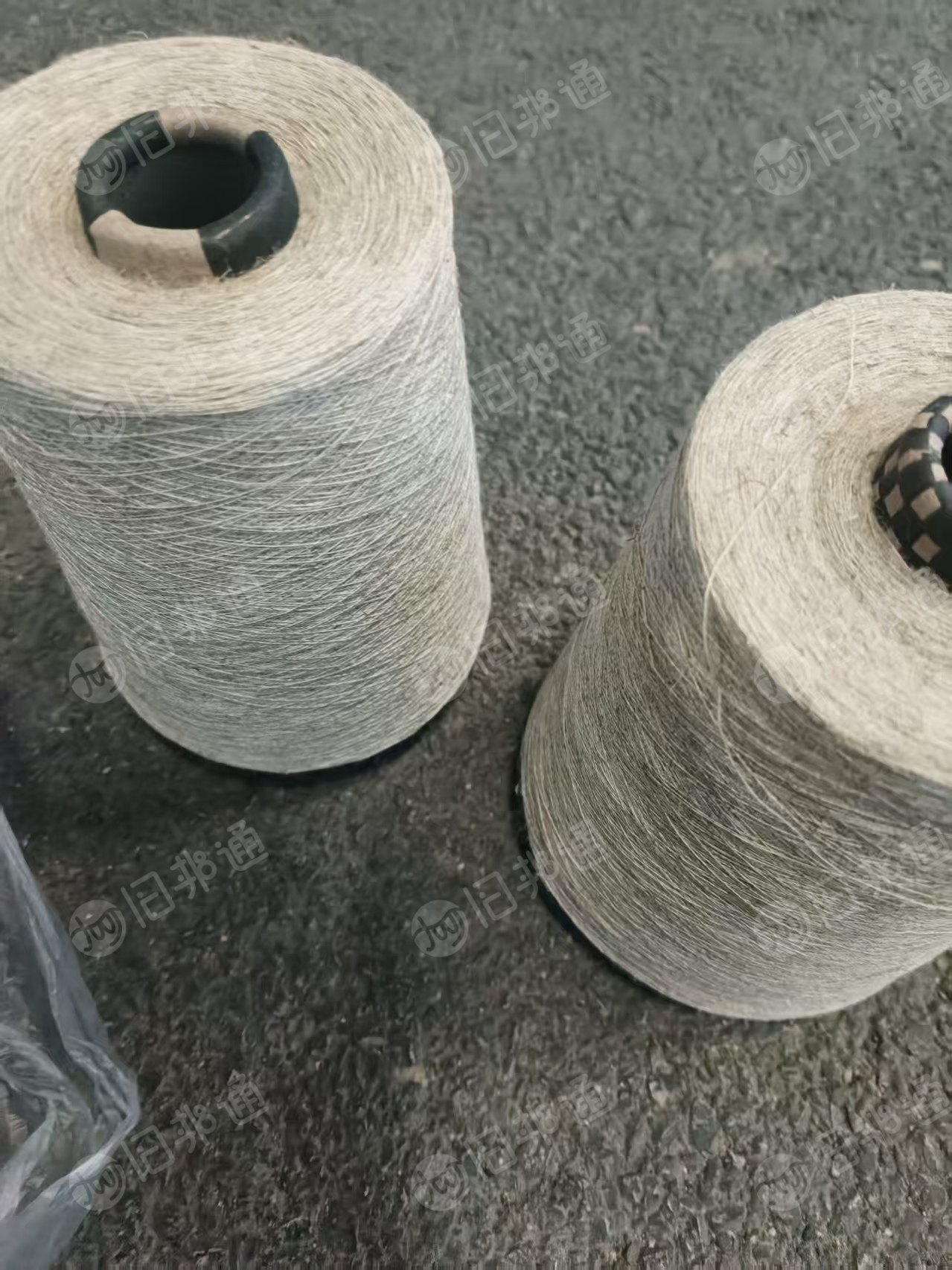 出售一批环锭纺纱线，环纺麻35/粘胶65 10支的纱线30吨和环纺麻粘55/45 10支的纱线20吨