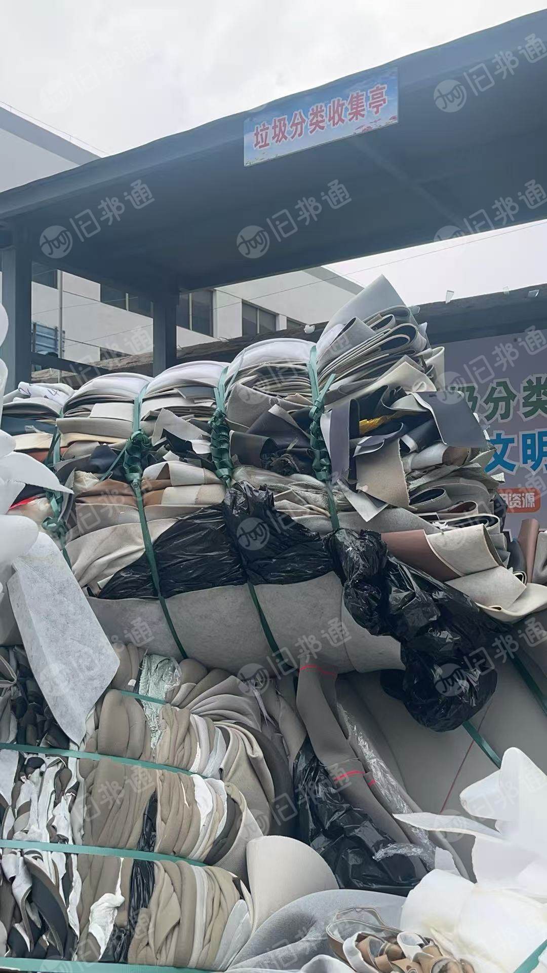 长期出售PVC人造革,汽车坐垫边角料,月供100吨