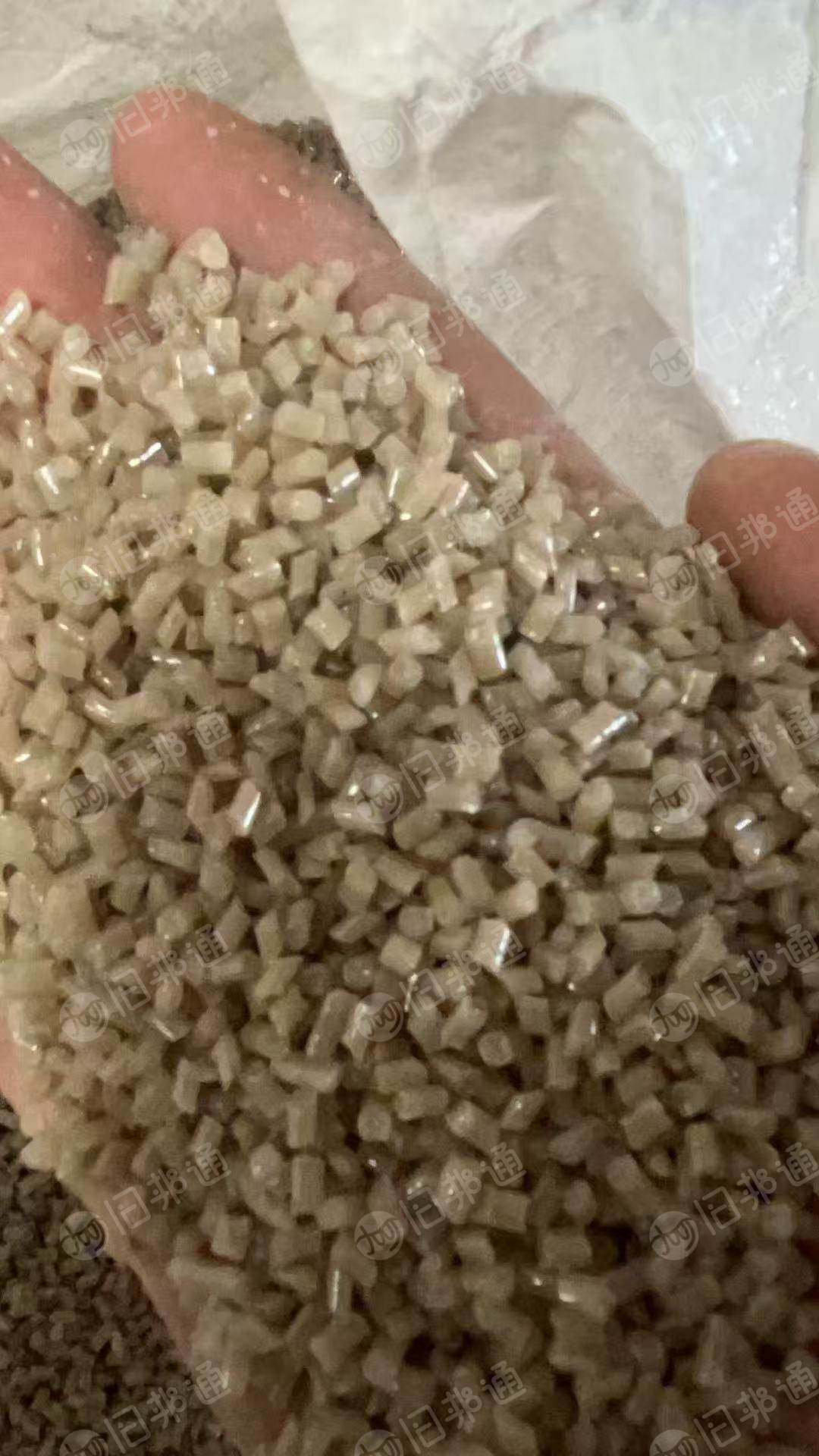 收购eps颗粒,茶透料,用来做挤塑板的,月需100吨
