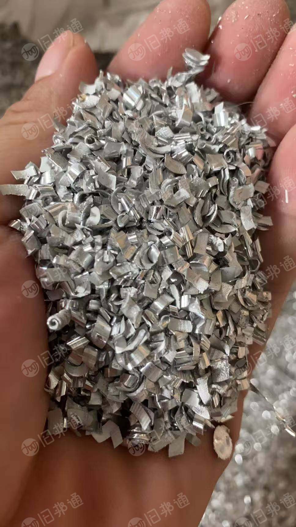 出售一系雕刻铝销