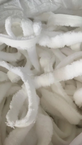 长期出售涤纶绒布，绒布下脚料，绒布边角料