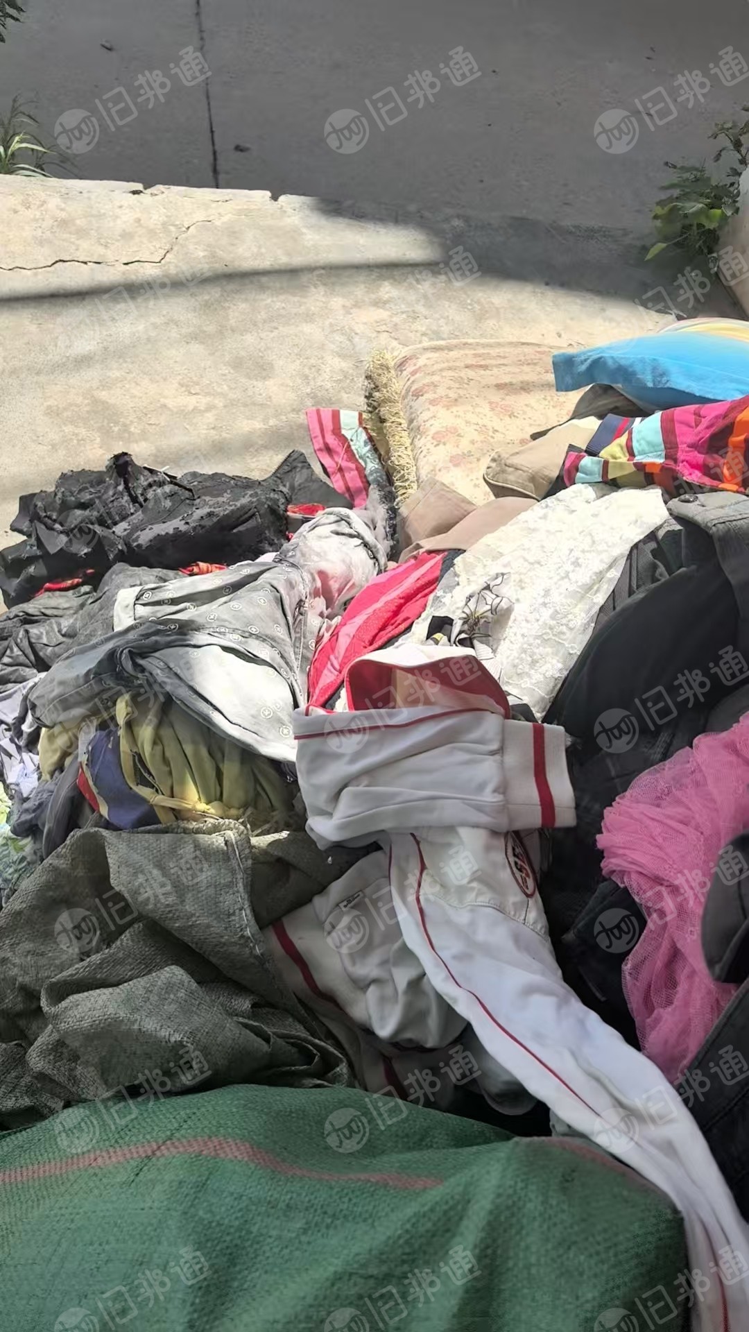 长期出售旧衣服黑料，黑料，燃烧料，月供20吨左右