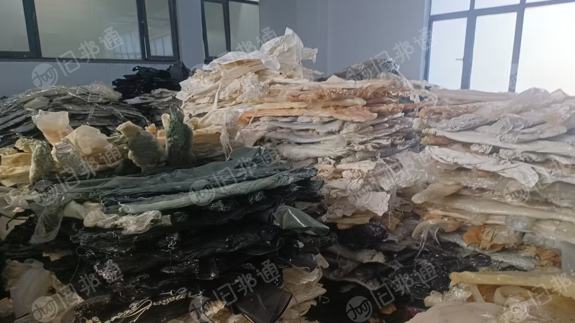 出售pe+eva机头料，复合的eva占7成，现货100吨