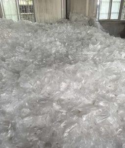 出售水洗高压膜废料，95%以上缠绕膜，现货二十多吨