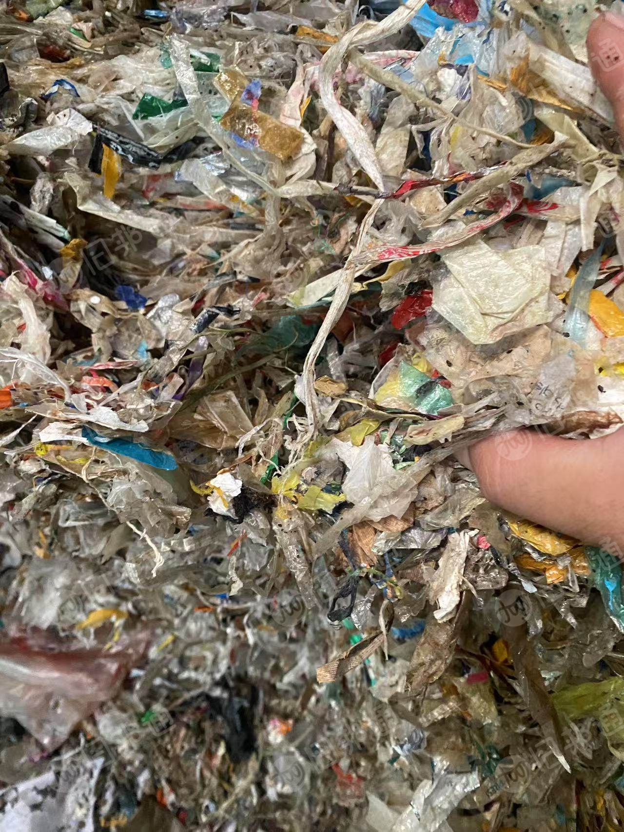大量出售纸厂废塑料,造粒厂清仓下来的,现货100吨