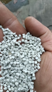 长期出售巴西袋颗粒，过120目